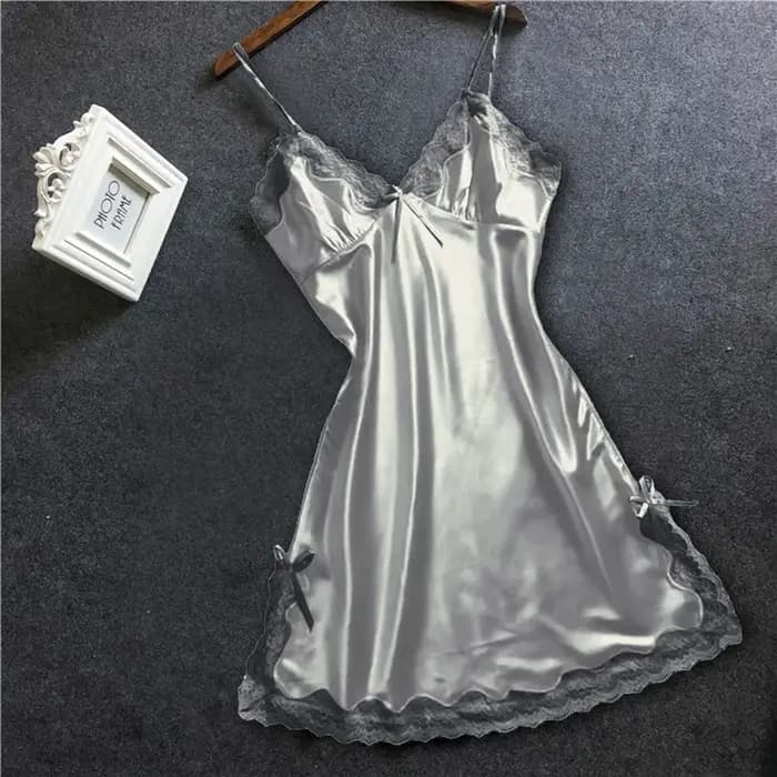 Femmes rouge Satin Sexy nuisettes nœud papillon dentelle col en V fronde Lingerie vêtements de nuit