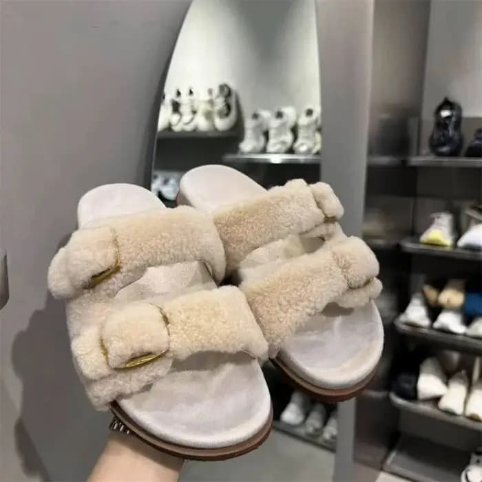 Sandales en fourrure de laine pour femmes