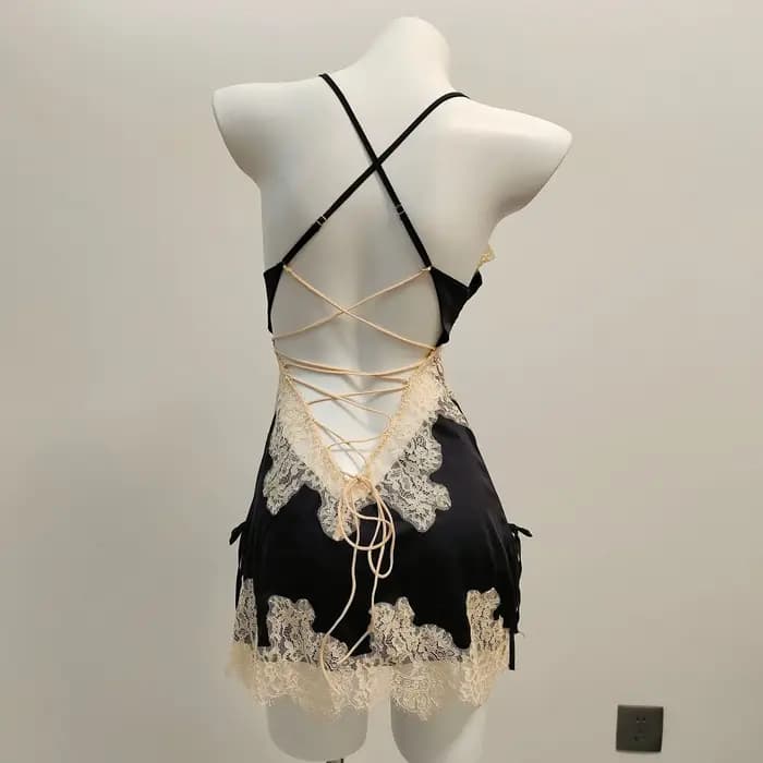 Pyjamas sexy pour femmes vêtements de nuit dentelle de soie glacée beau dos jarretelle pyjama robe