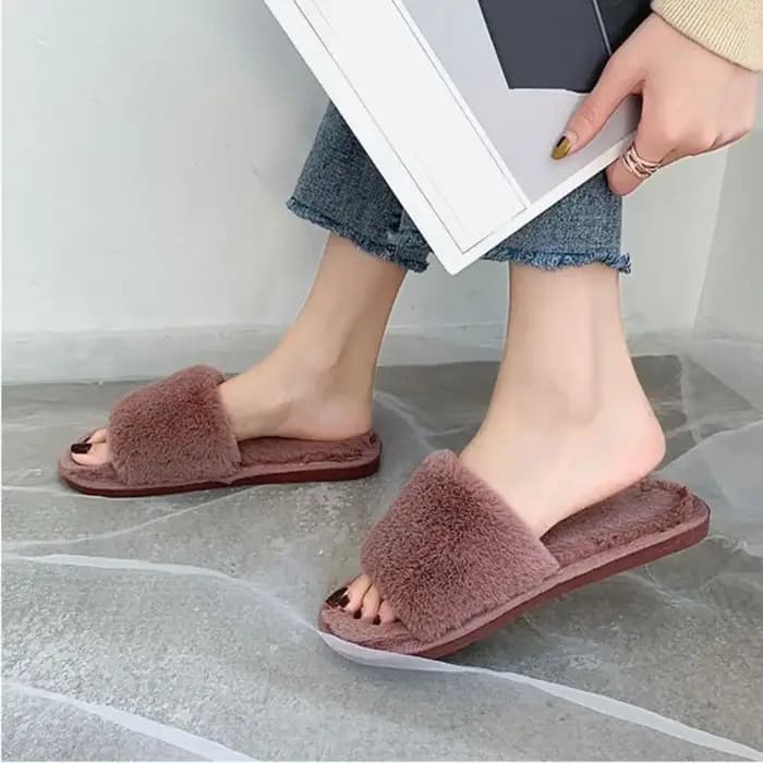 Chaussures antidérapantes hiver pantoufles en peluche