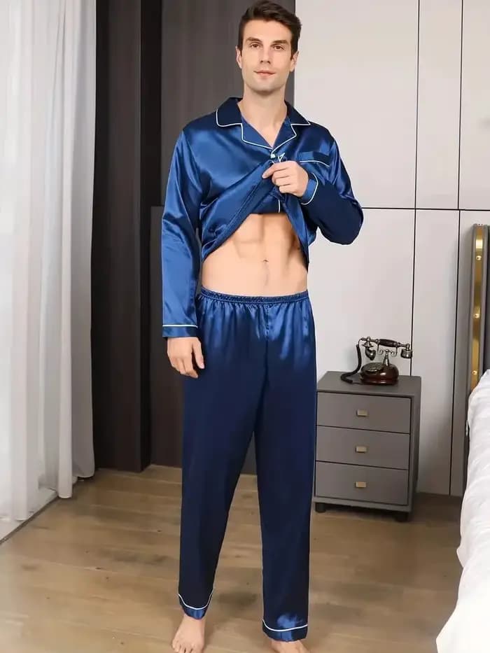 Nouveaux hommes pyjamas ensemble soie Satin vêtements de nuit pour homme chemise à manches longues Pijama mâle mode doux
