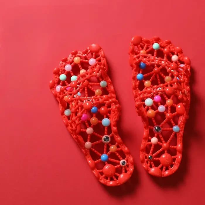 Chaussons de massage pour femmes, avec granulés pour la santé des pieds, antidérapants, séchage rapi