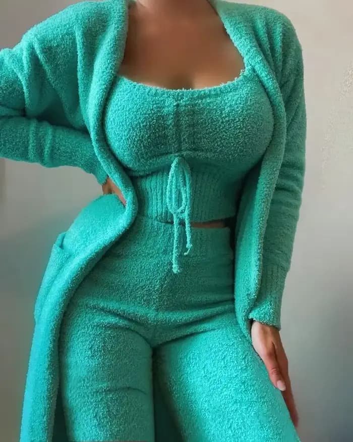 Ensemble trois pièces pyjama en peluche pour femmes