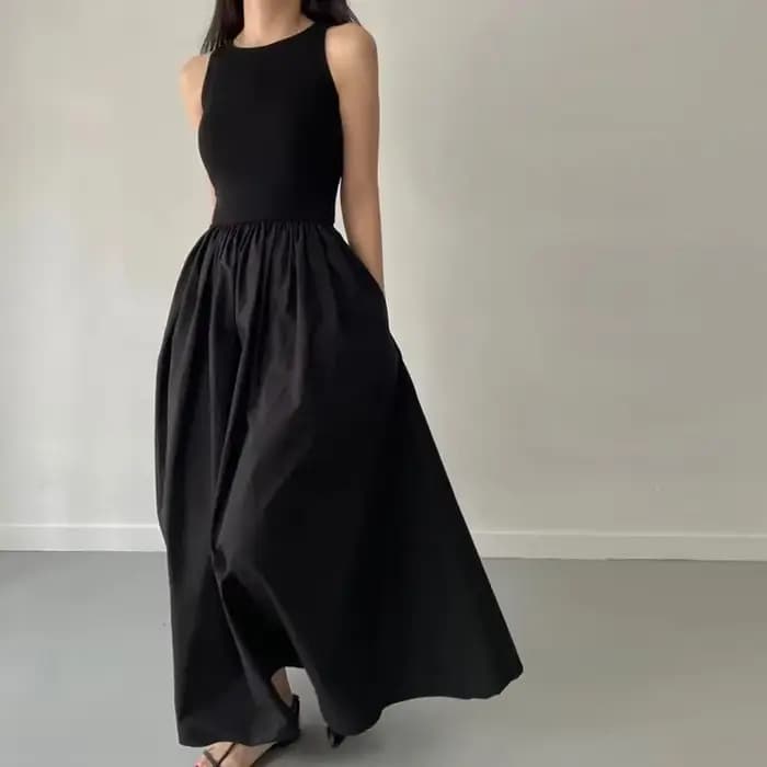 Robe Longue Noire Élégante et Simple pour Femme