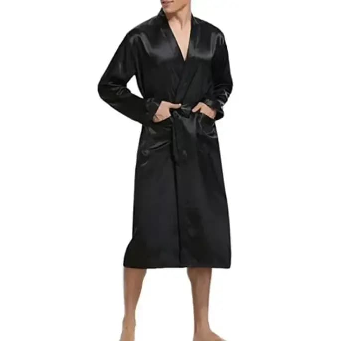 Ensemble de robes en satin King and Queen pour couples
