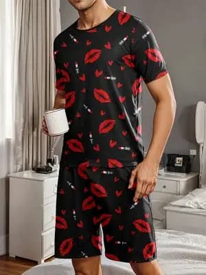 Ensemble de pyjama pour hommes avec motifs de cœurs, de rouges à lèvres et d'imprimés de lèvres, vêt