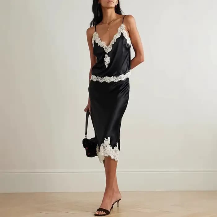 Ensemble pyjama deux pièces pour femme en satin sexy, comprenant une camisole à bretelles en dentell