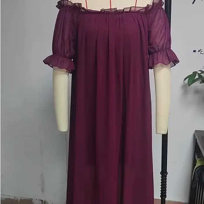Robe de nuit transparente à épaules dénudées pour femme