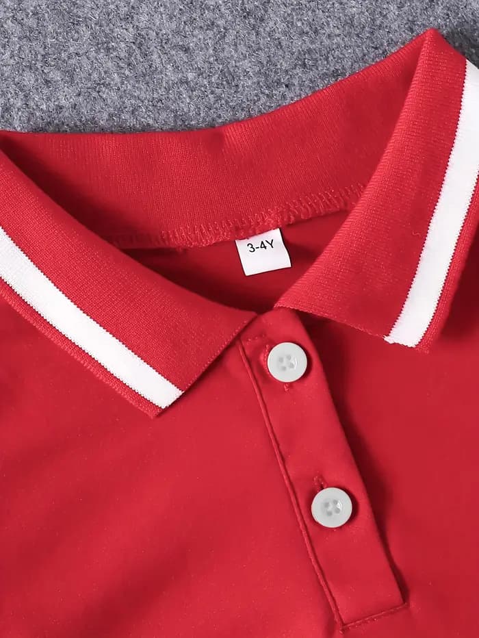 Robe vintage rouge sans manches à col polo – Jupe plissée avec accent de cœur pour filles
