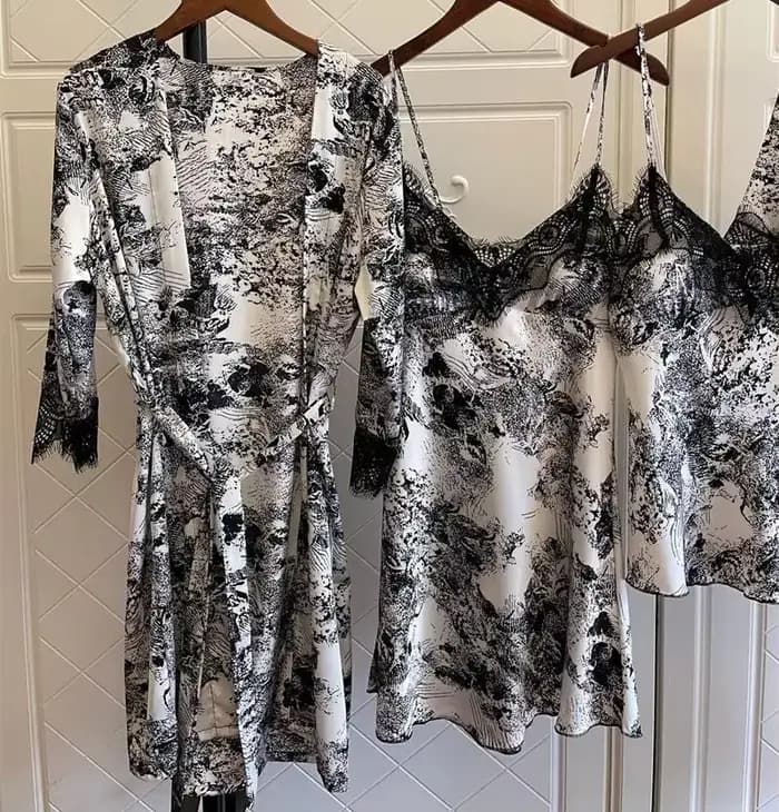 Pyjama en Satin Imprimé pour Femme