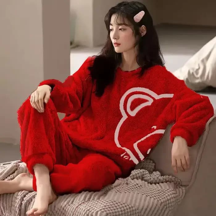 Ensemble de pyjama à imprimé cerises pour femmes, automne-hiver, nouveau, chaud, col rond, vêtements de nuit, style coréen, doux et mignon, vêtements de détente pour la maison.