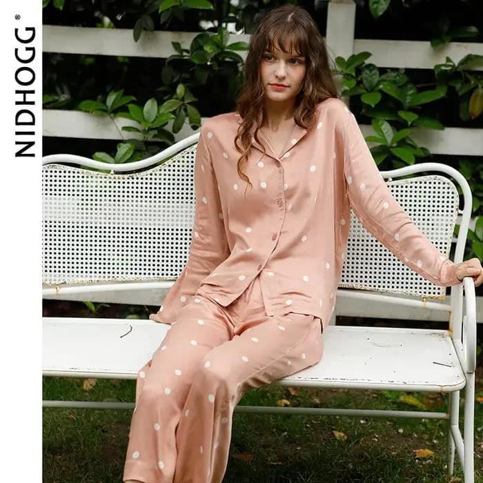 Femmes à pois pyjama ensemble soyeux Viscose vêtements de nuit à manches longues
