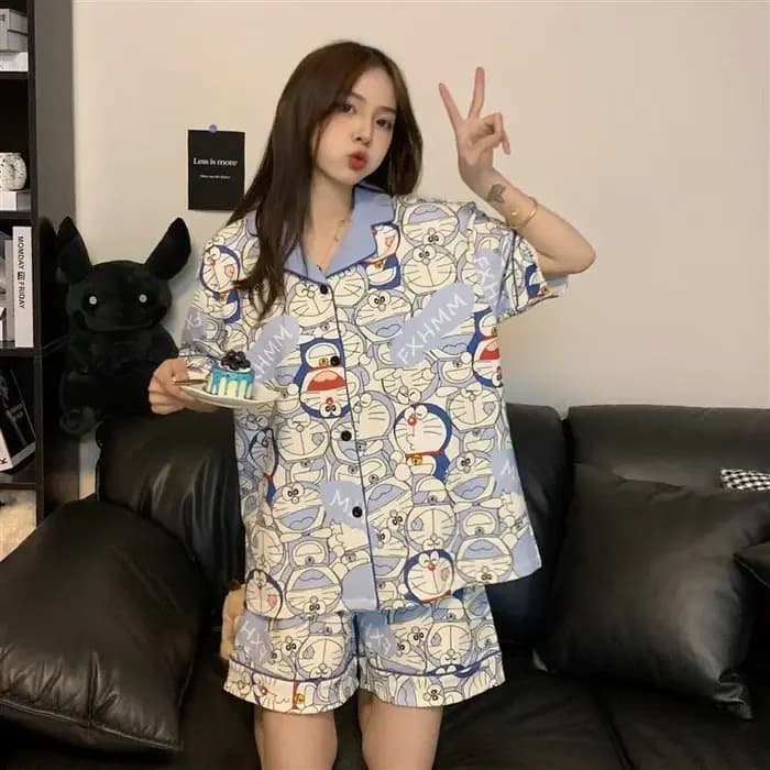 Nouvel ensemble pyjama Doraemon à motif original, manches courtes et short, mode estivale, confort et détente pour la maison