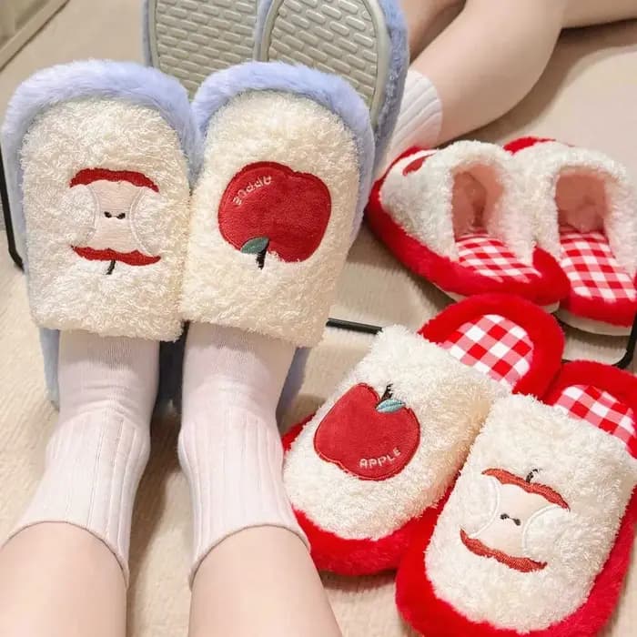 Doux grille rayure mignon en peluche pantoufles antidérapant