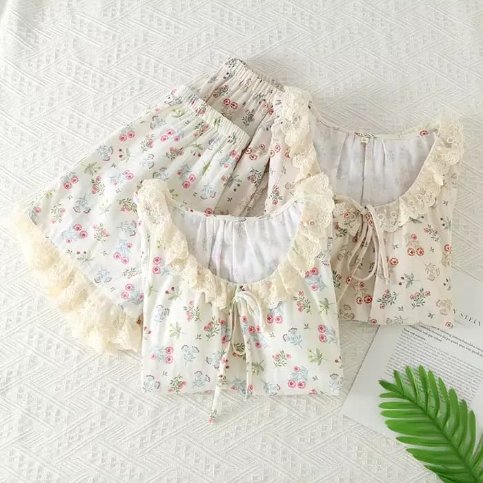 Pyjama en dentelle à manches courtes et col en v pour femmes