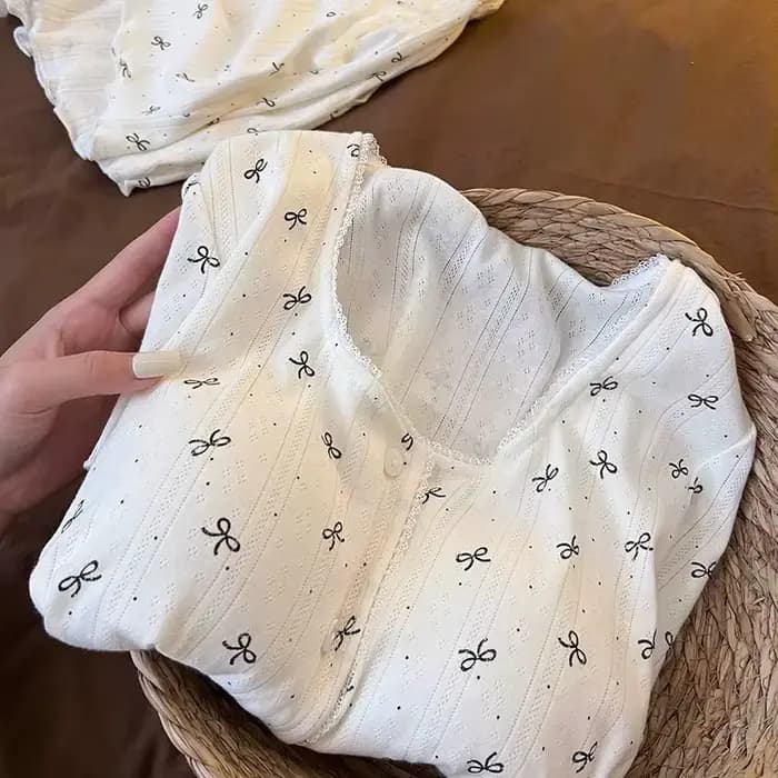 Pyjama Sweet Girl à manches courtes et short avec coussinets de poitrine et nœud, nouveau ensemble de vêtements d'intérieur d'été, vêtements fins et respirants pour femmes