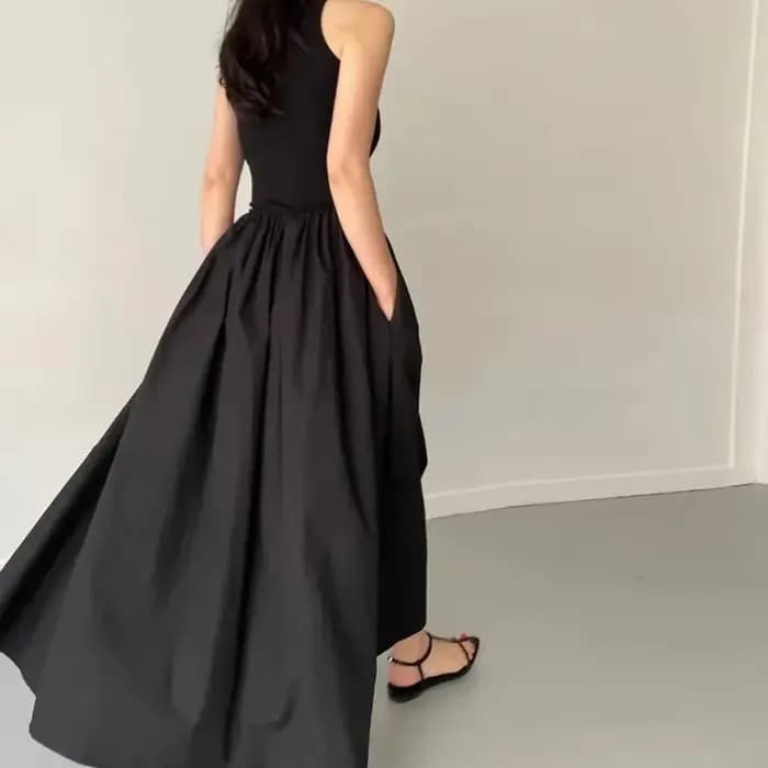 Robe Longue Noire Élégante et Simple pour Femme