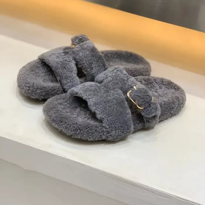 Chaussons d'intérieur en fourrure moelleuse pour femmes