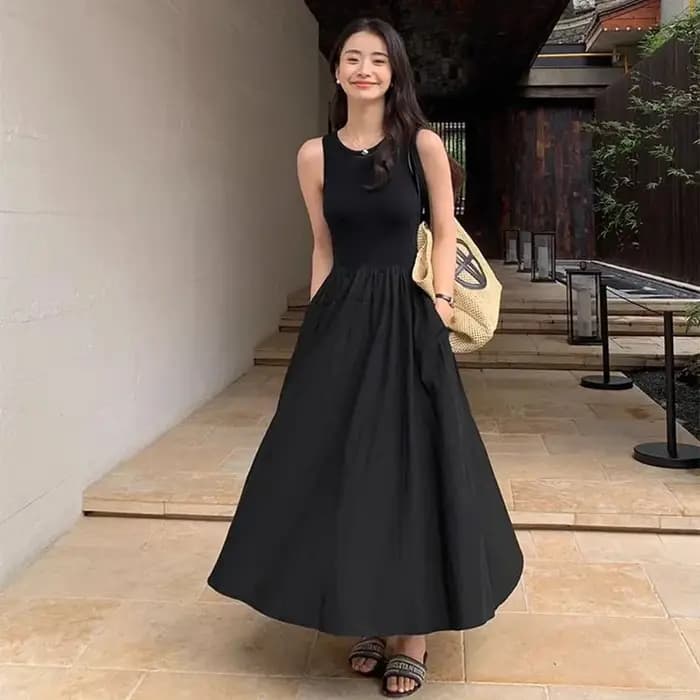 Robes longues tricotées noires pour femmes