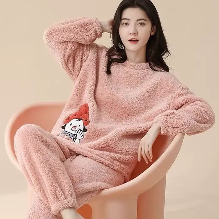 Pyjama 2 pièces pour femmes en flanelle polaire, imprimé fraise, manches longues, col rond, vêtements de nuit, vêtements de détente, vêtements de maison, style Harajuku
