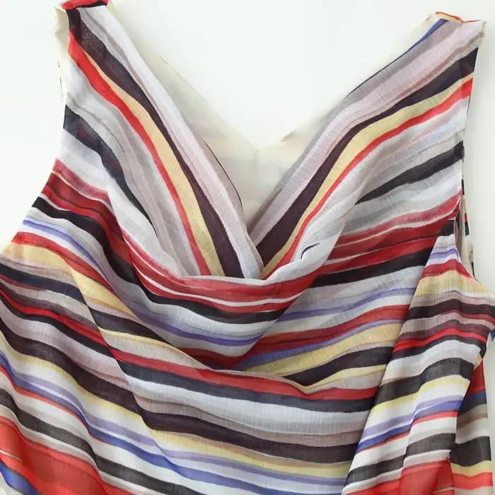 Robe longue chic sans manches à rayures et bretelles spaghetti pour femme