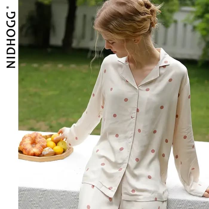 Femmes à pois pyjama ensemble soyeux Viscose vêtements de nuit à manches longues vêtements de détent