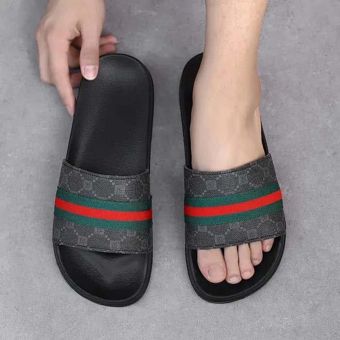 Chaussons tendance pour hommes, sandales souples, tongs décontractées pour hommes, chaussons d'été pour intérieur et extérieur
