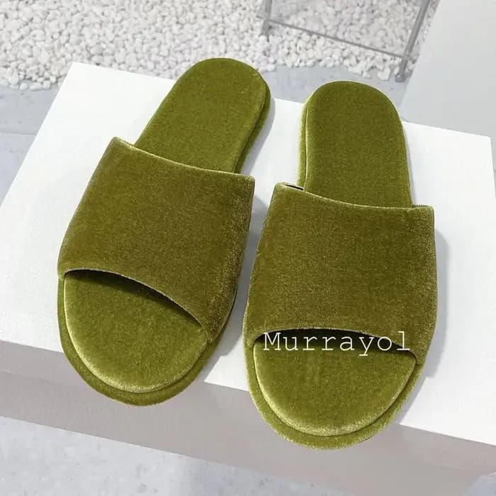 Pantoufles en cuir véritable de couleur unie pour femmes