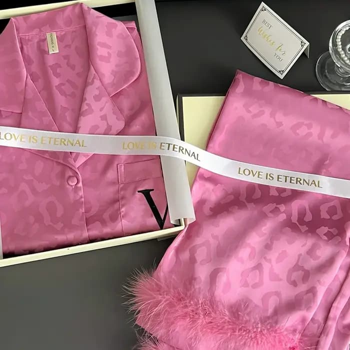Pyjama léopard à manches longues pour femmes