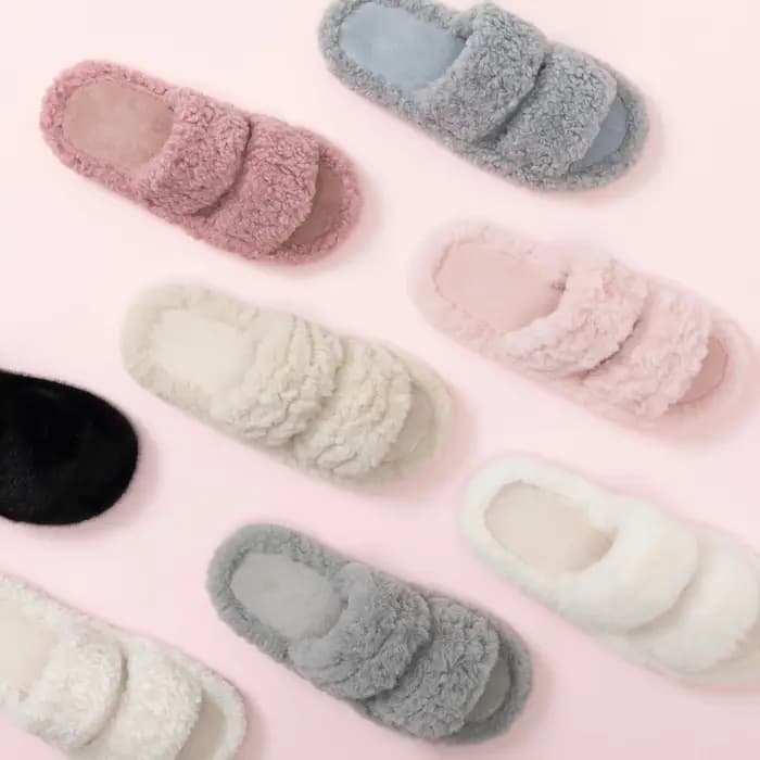 Crestar Pantoufles en fausse fourrure à bout ouvert pour femme