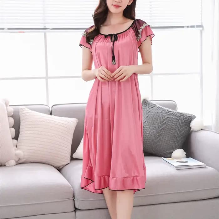 Robe de nuit longue à manches courtes et col en V pour femmes