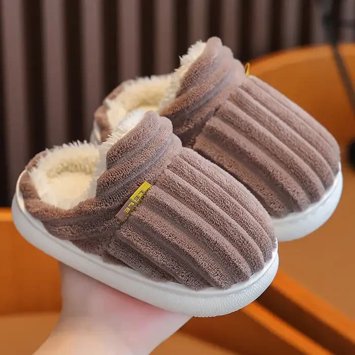 Chaussons d'hiver chauds en coton pour garçons et filles, pantoufles en coton à bout fermé pour adultes et enfants, claquettes à semelle épaisse et souple, chaussures antidérapantes pour hommes et fem