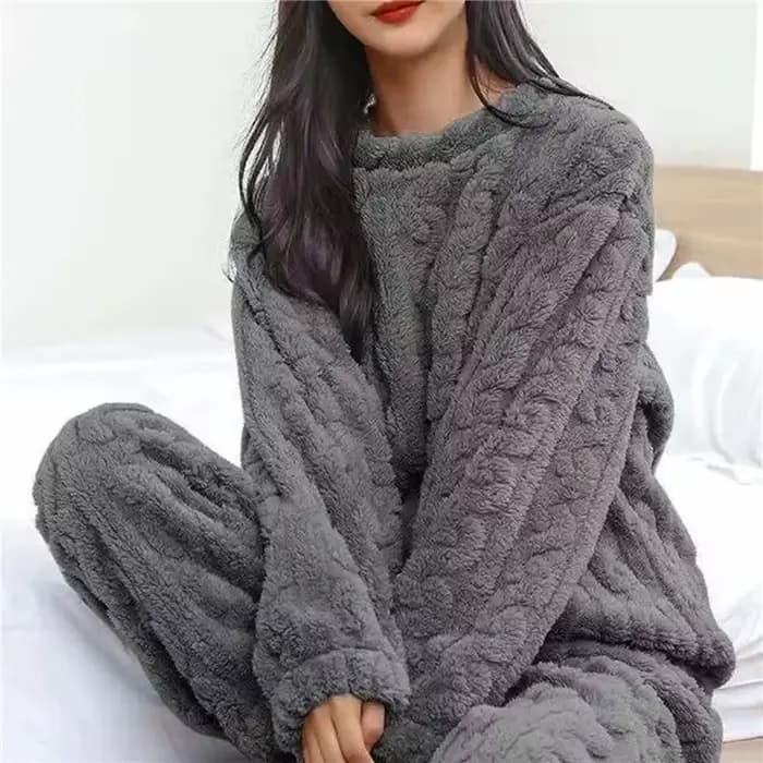 Ensemble pyjama chaud en velours corail pour femme