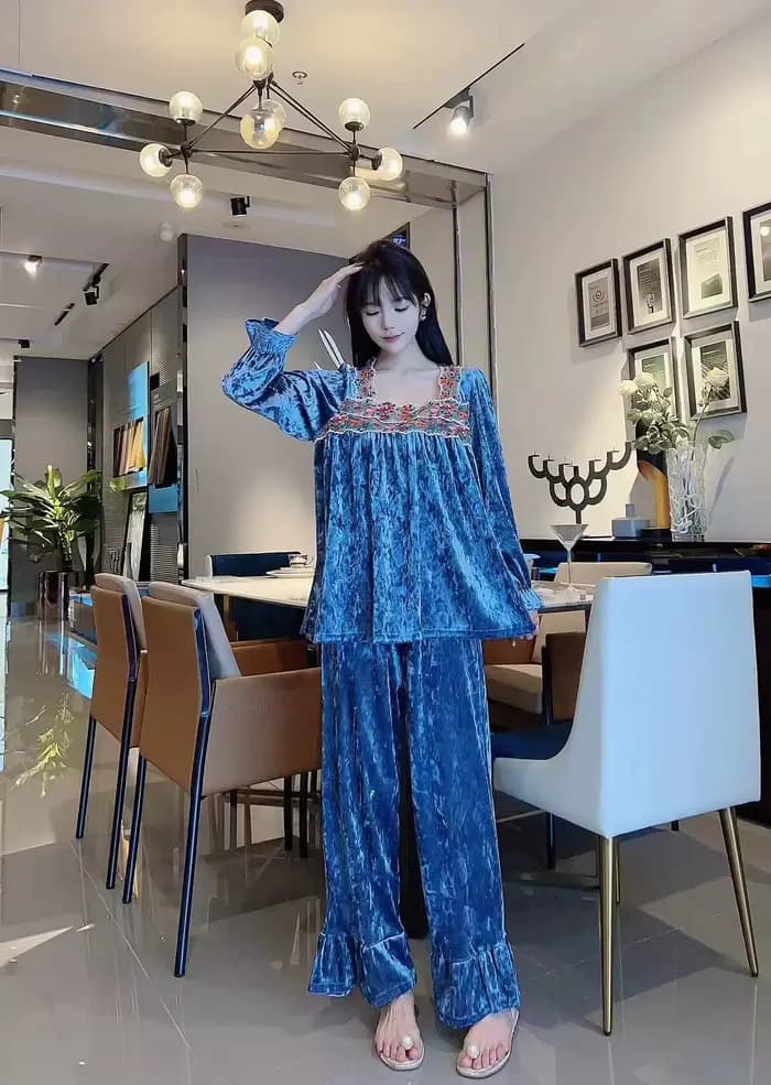 Hiver femme Pyjamas nouveau chaud or velours ensemble de vêtements de nuit printemps automne maison
