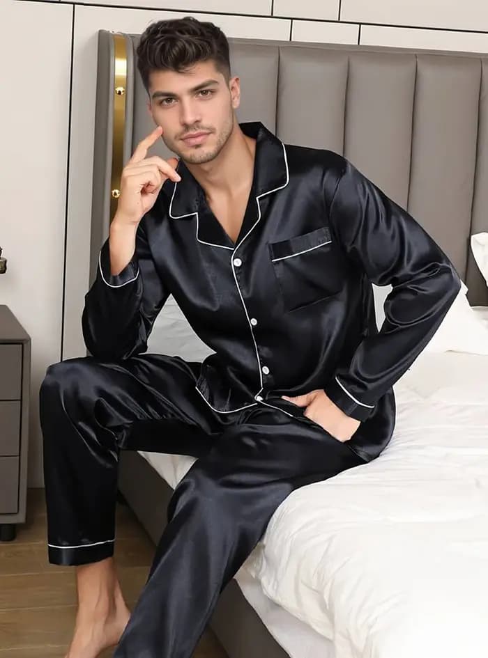 Ensemble pyjama en Satin pour hommes, haut à revers à manches courtes et pantalon élastique, Texture lisse et brillante, confortable et décontracté pour vêtements de détente