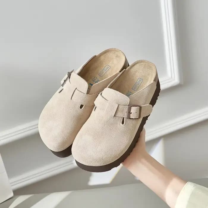 Sandales d'été tendance pour femmes à semelle épaisse, style mule, avec boucle, bout couvert, semelle rétro, en EVA souple