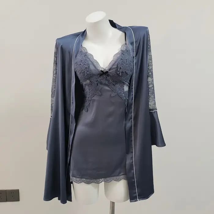 Chemise de nuit une pièce en V profond pour femmes