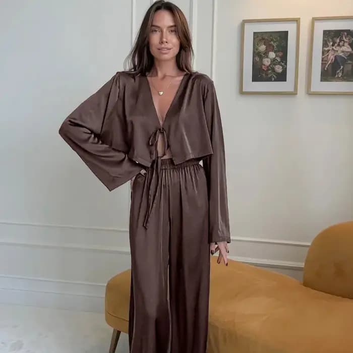 Ensemble pyjama pantalon à manches longues couleur marron