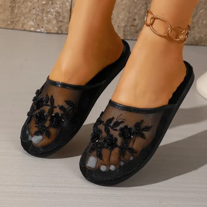 Nouvelles pantoufles sexy en maille pour femmes 2026 – Mules d'intérieur légères, chaussures plates pour femmes, sandales de plage et tongs pour l'extérieur