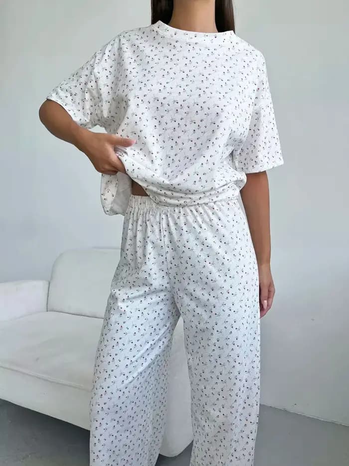 Nouveaux pyjamas pour femmes de style américain avec imprimé floral en forme de cœur