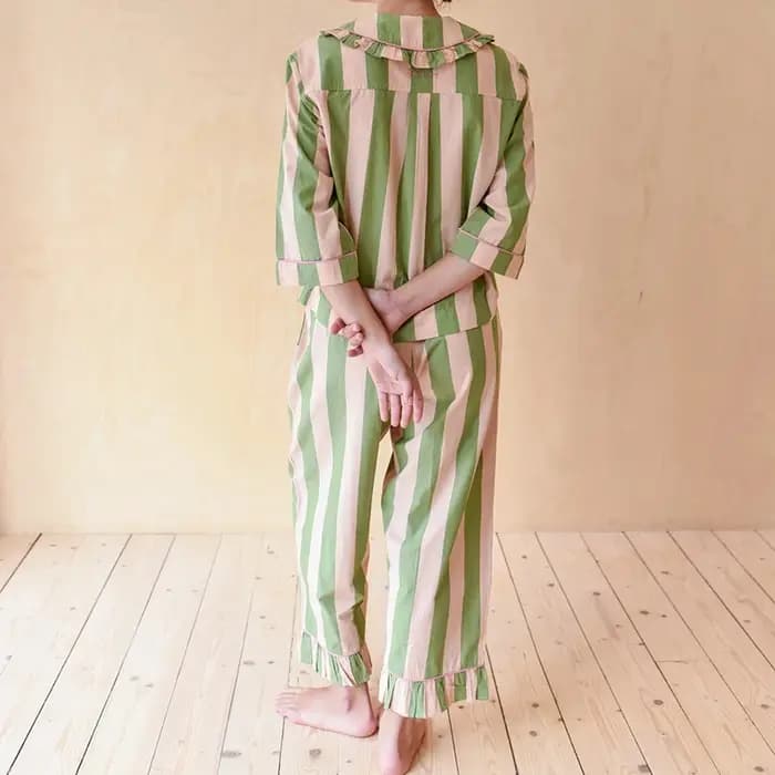 Ensemble pyjama rayé pour femmes