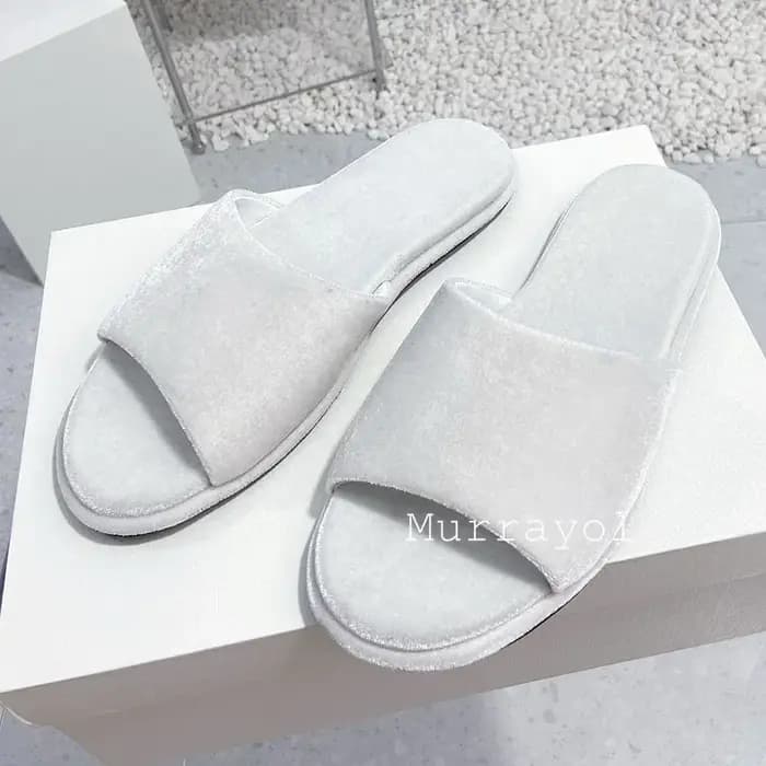 Pantoufles en cuir véritable de couleur unie pour femmes