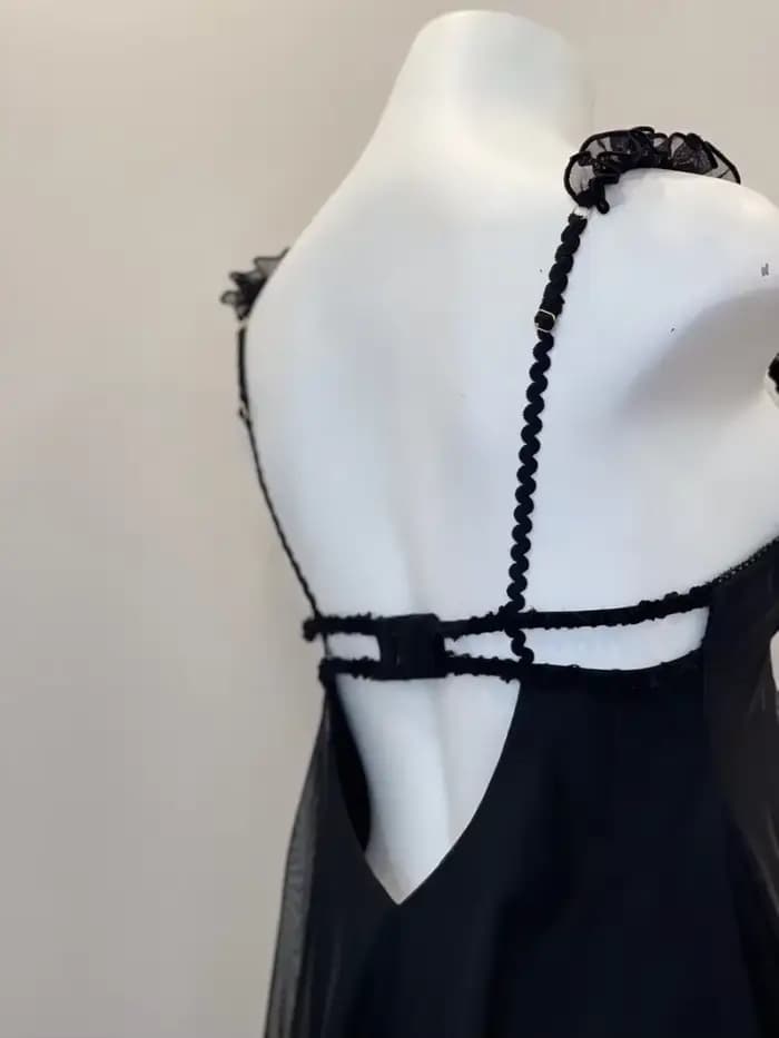 Pyjama Sexy en dentelle à volants pour femmes
