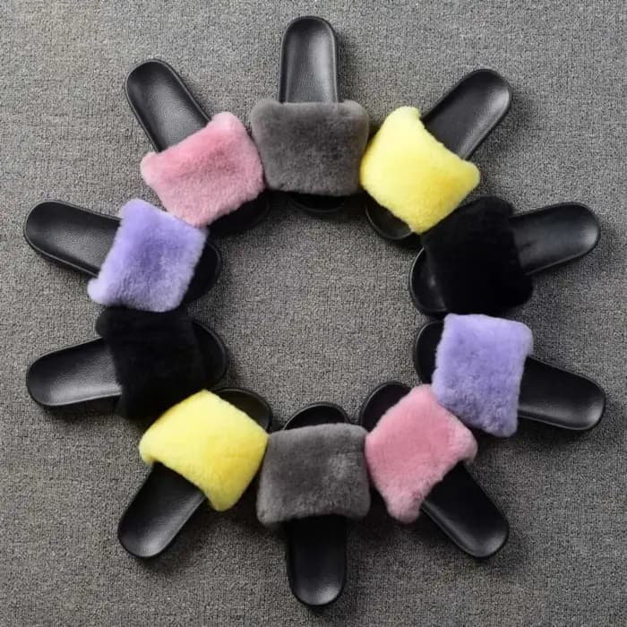 Pantoufles en vraie fourrure de laine pour femmes