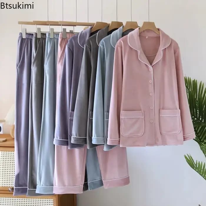 Pyjama d'hiver 2026 en flanelle épaisse et chaude à manches longues pour femme – Ensemble de nuit et vêtements de détente