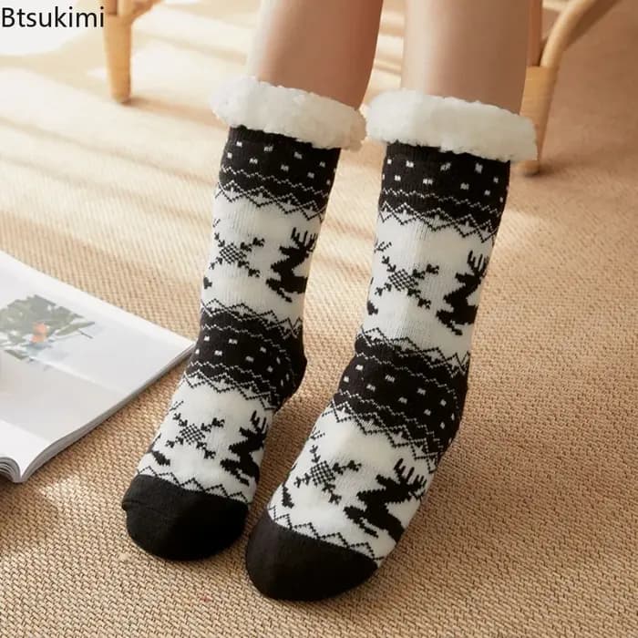 Cadeau de noël pantoufles chaussettes femmes hiver peluche doux flou sol femme moelleux concepteur Silicone anti-dérapant poignée chaussette cerf wapiti