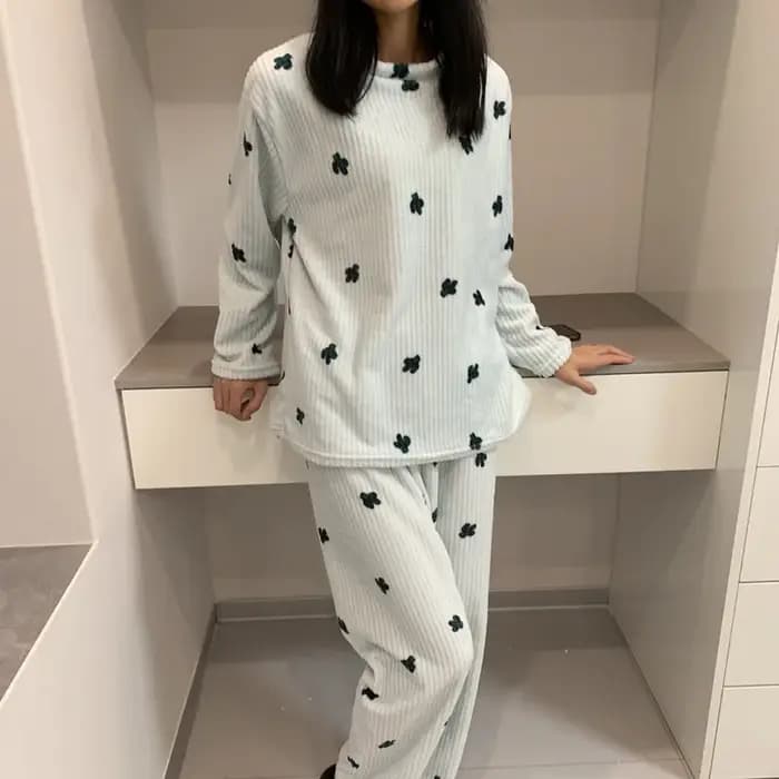 Pyjama chaud d'automne et d'hiver pour femmes