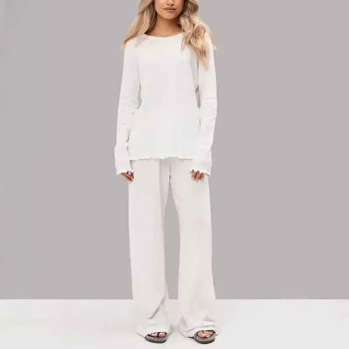 Ensemble pyjama élégant à manches longues pour femmes
