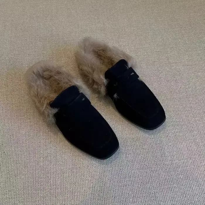 Pantoufles en fourrure pour femme