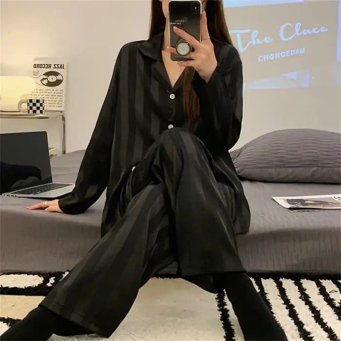 Ensemble pyjama rayé pour femmes